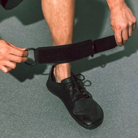 Ankle Strap Cable Attachment Ankle Cuff Joinfit Pro 2024 put on 1 Ankle Strap Cable Attachment Ankle Cuff Joinfit Pro 2024 put on 1