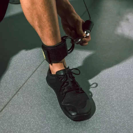 Ankle Strap Cable Attachment Ankle Cuff Joinfit Pro 2024 put on 4 Ankle Strap Cable Attachment Ankle Cuff Joinfit Pro 2024 put on 4